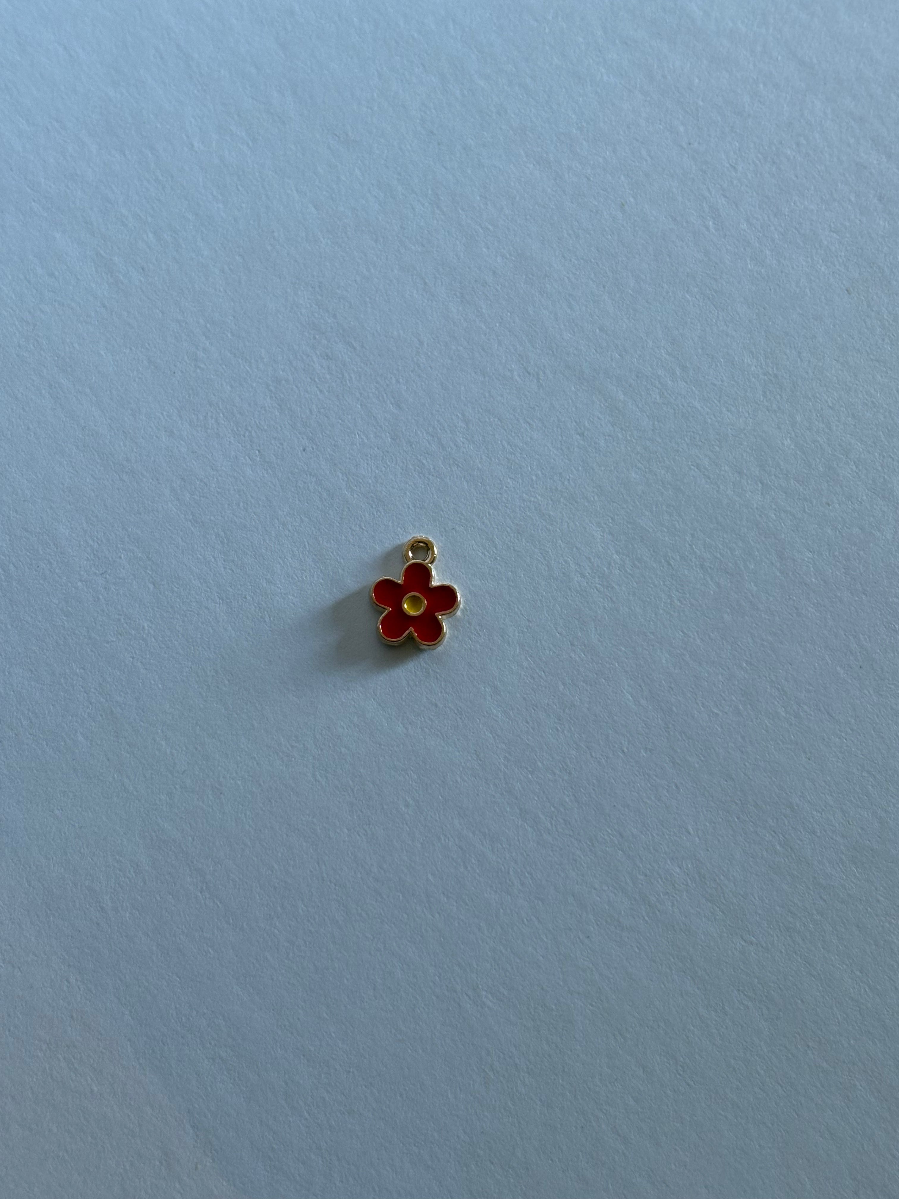 Charm Fleur Émail Rouge